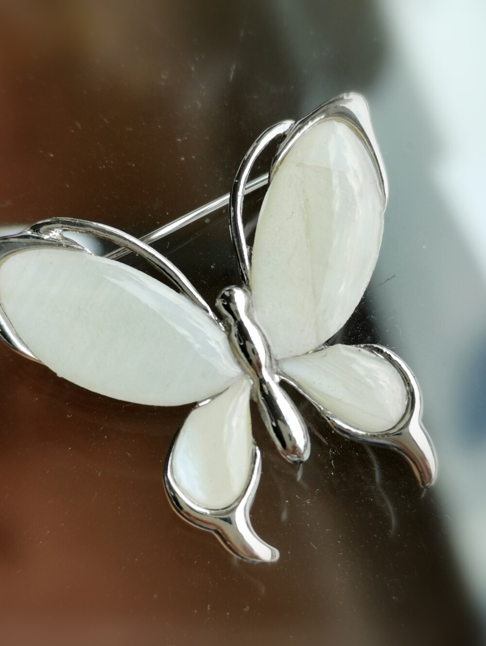 Handmade shell Enamel butterfly brooch pin 🆕